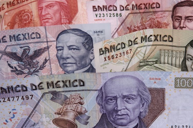 El Peso mexicano rebota tras el IPC de EE.UU., los operadores esperan la decisión de Banxico