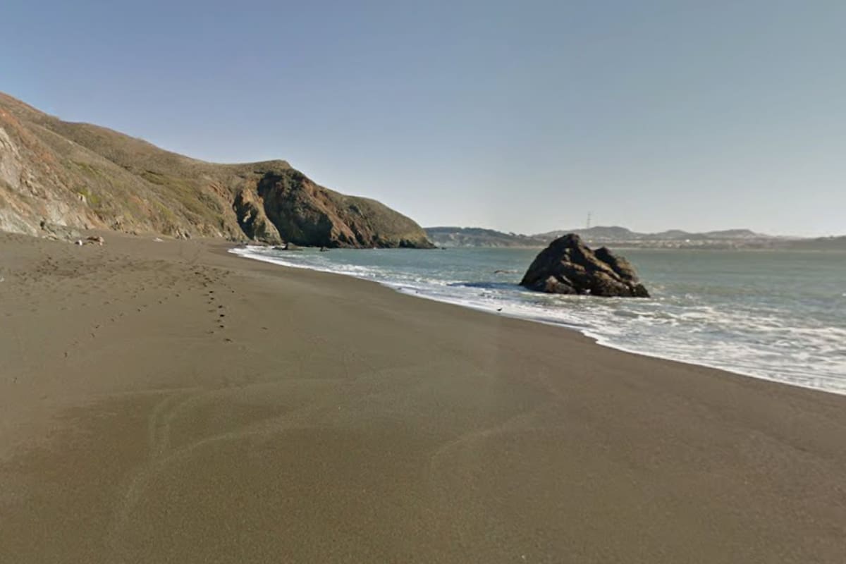 La playa a media hora de San Francisco con arena negra y que muy pocos saben que existe