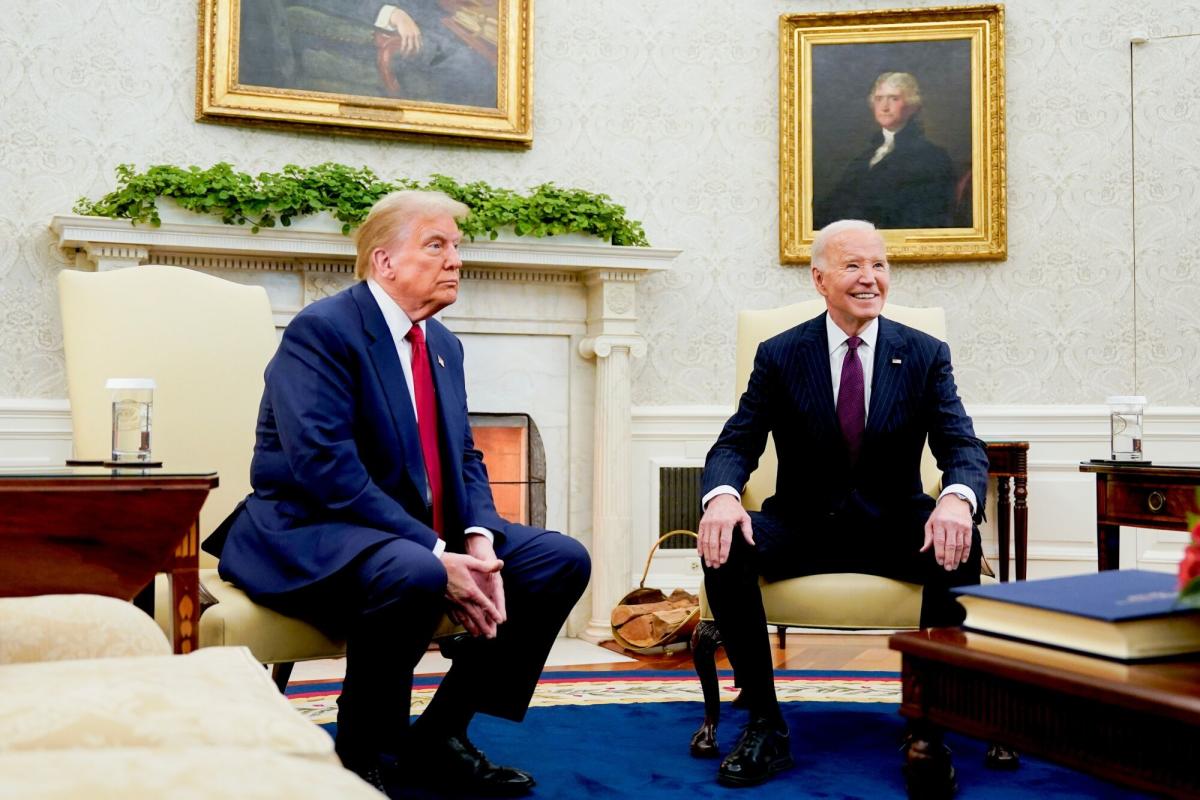 Biden y Trump prometen una transición “suave” al reunirse en la Casa Blanca