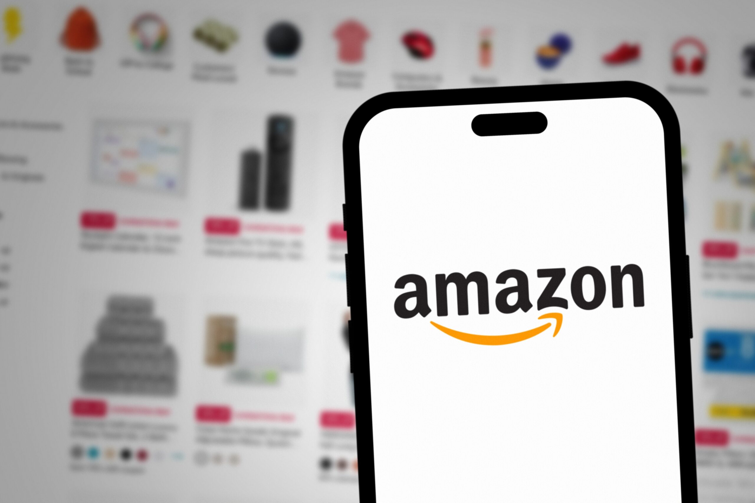 Amazon lanza tienda de descuentos para competir con Temu y Shein – La Opinión