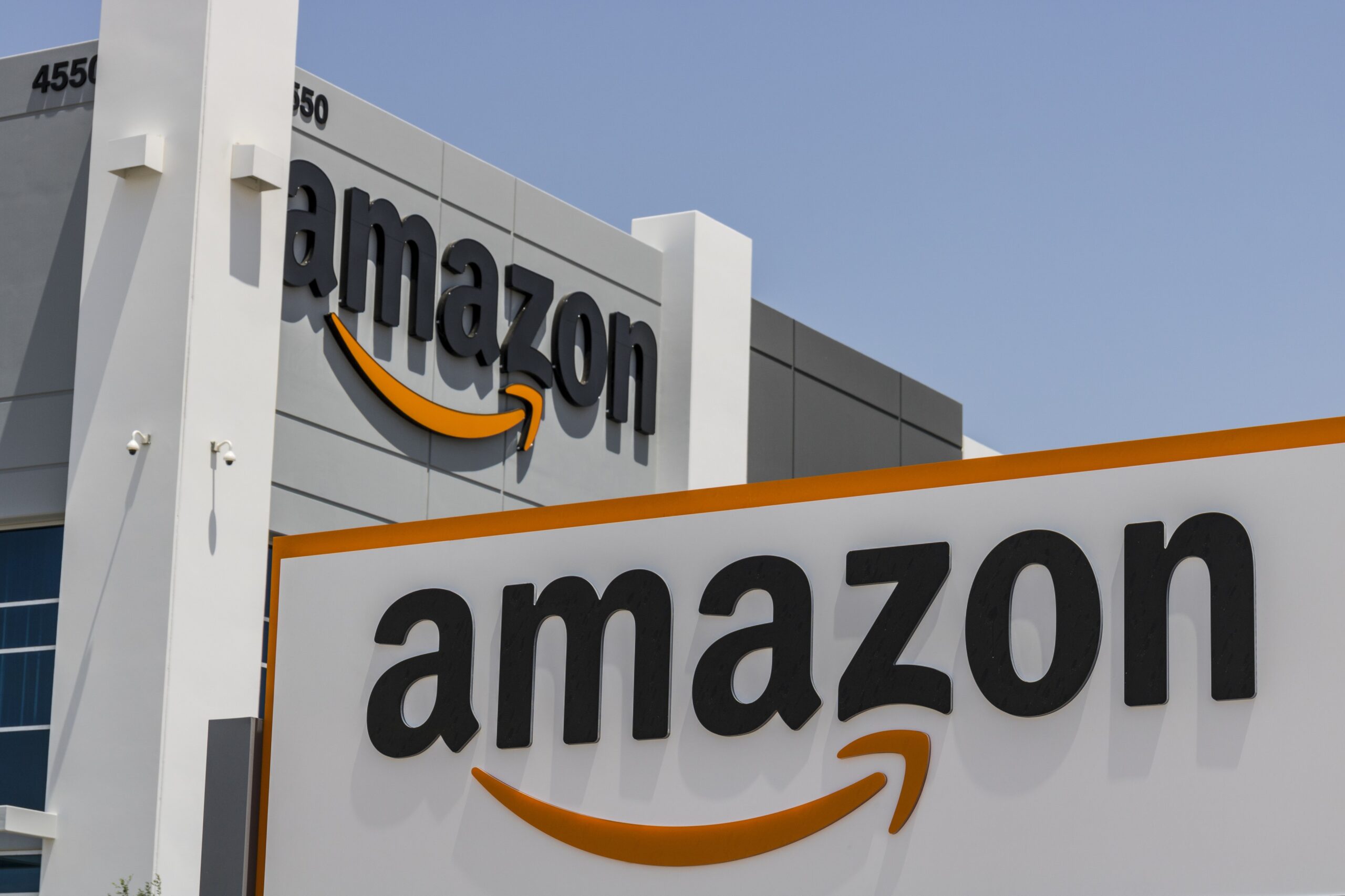 Así es la nueva tienda de Amazon que vende todo por menos de $20 dólares – La Opinión