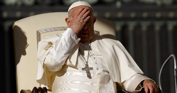 Urgente pedido de ayuda en el Vaticano: el Papa Francisco recibi la palabra divina y ahora sabe cul ser el fin de la Iglesia Catlica