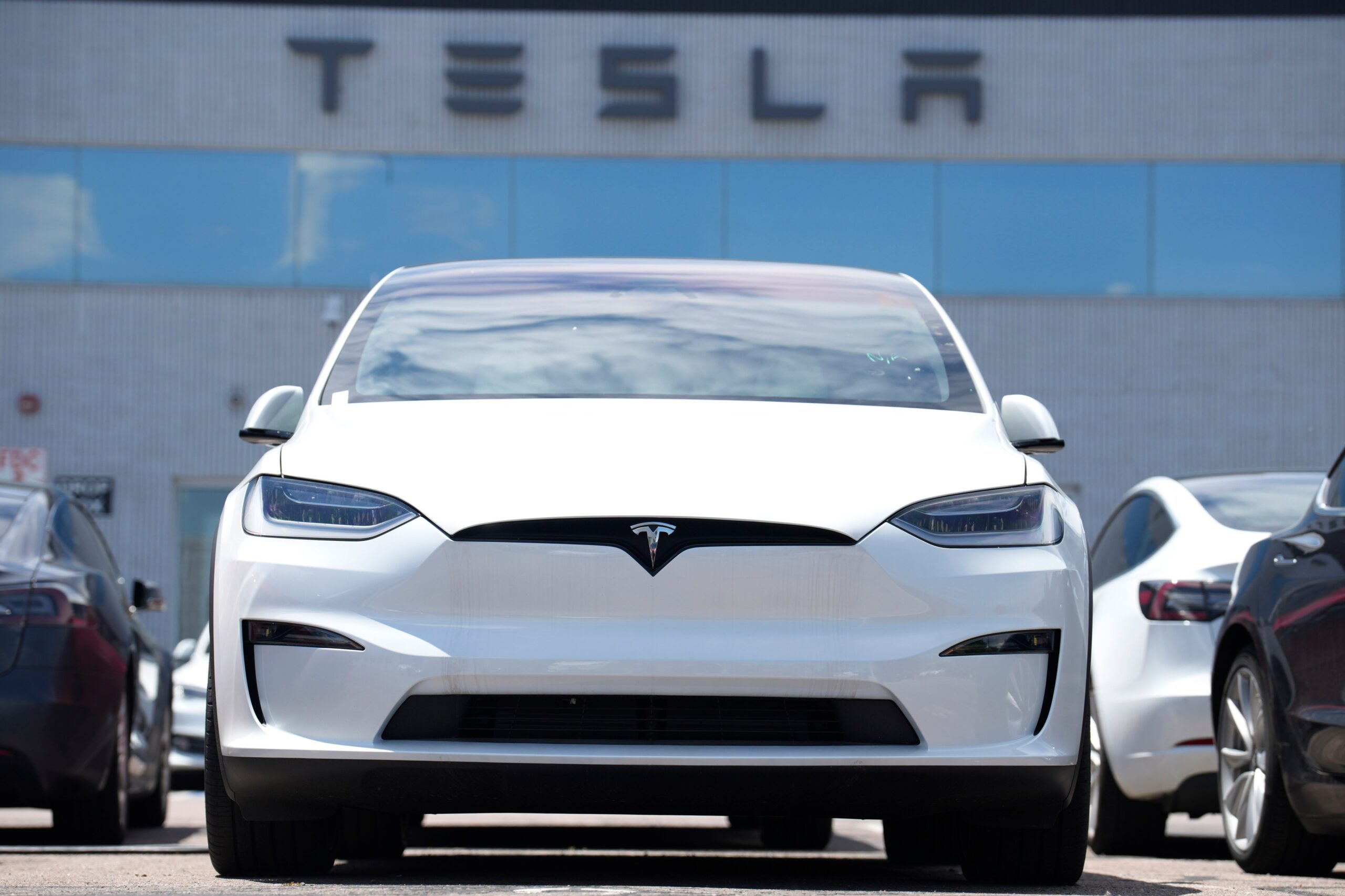 Mexicana tiene dos Tesla y mostró en las redes sociales cuánto paga en electricidad – El Diario NY