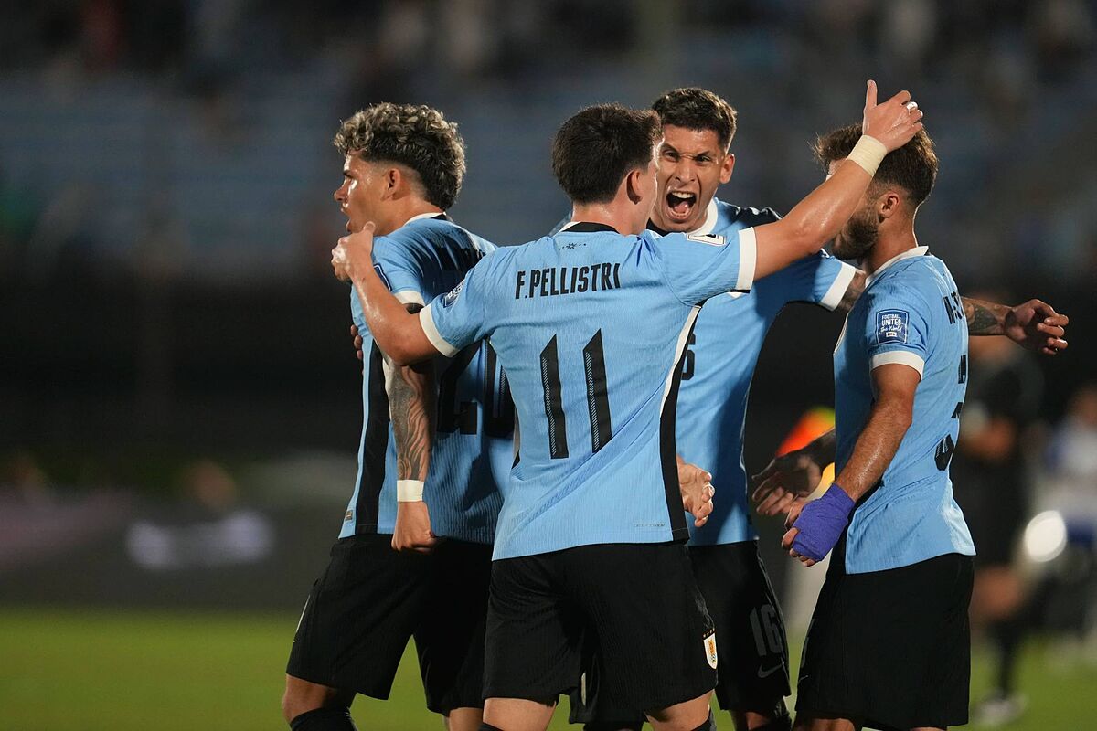 Uruguay se venga de Colombia en un final de partido loco y marca 5 partidos despus