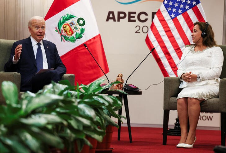 Líderes del Asia-Pacífico discuten desafíos globales en última jornada de cumbre, se espera reunión Xi-Biden