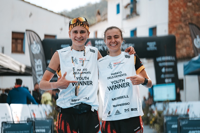 laia-montoya-y-jan-torrella,-vencedores-del-trofeo-u23-de-las-merrell-skyrunner-world-series-–-territorio-trail-media