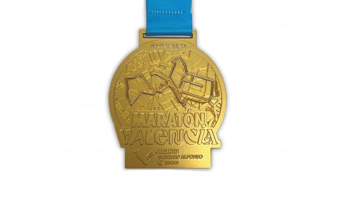 asi-es-la-medalla-de-finisher-del-maraton-de-valencia-2024