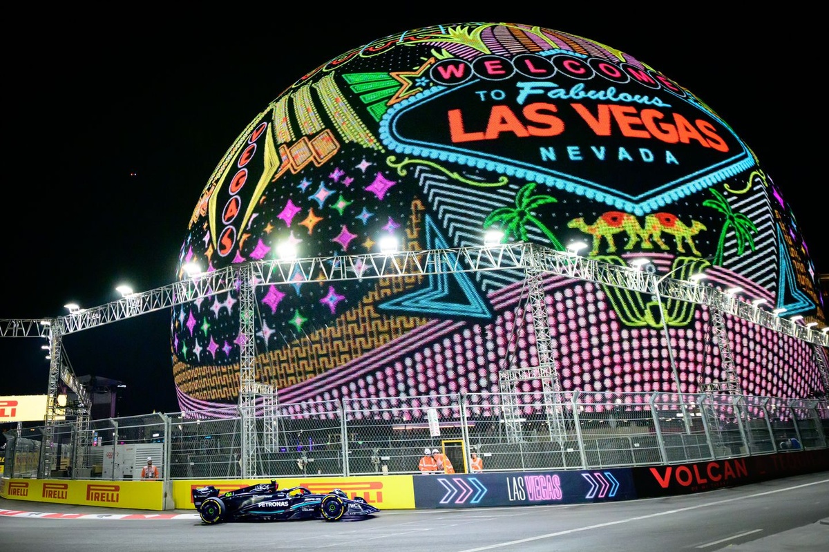 ¿por-que-la-carrera-de-las-vegas-de-f1-es-en-sabado?