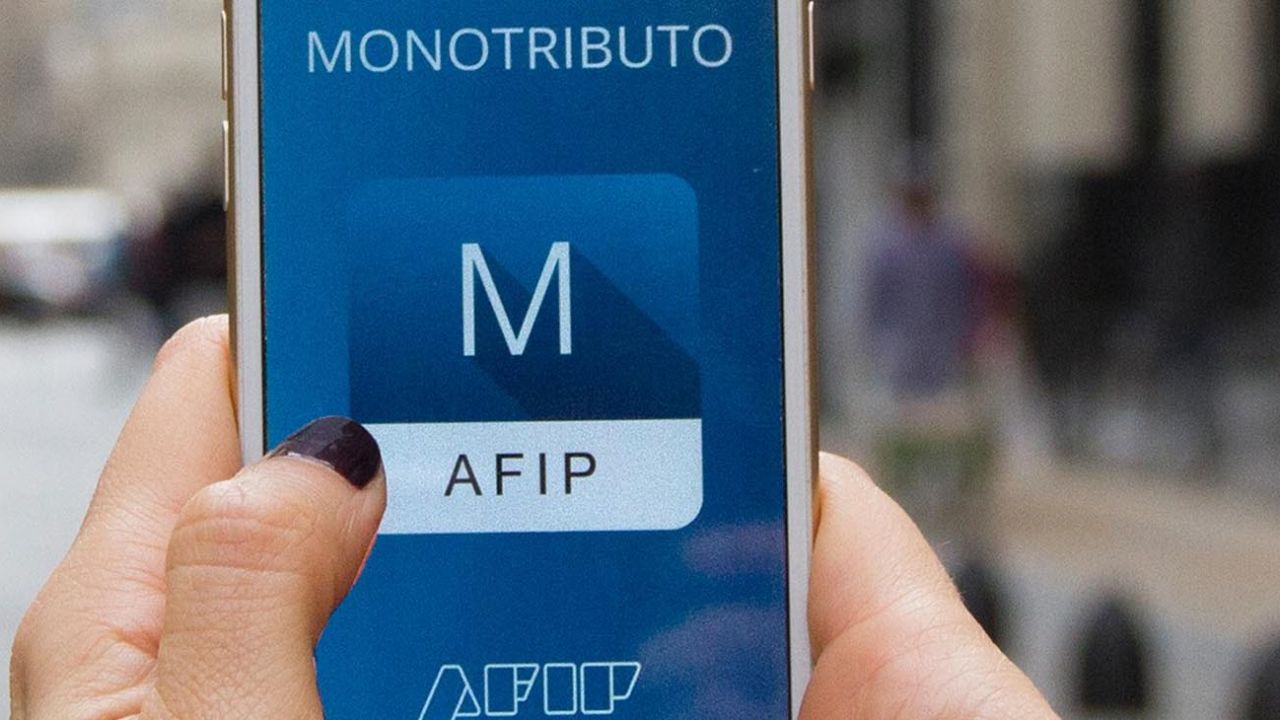 Monotributistas: podrán emitir comprobantes de facturas desde celulares y computadoras – Agencia DIB