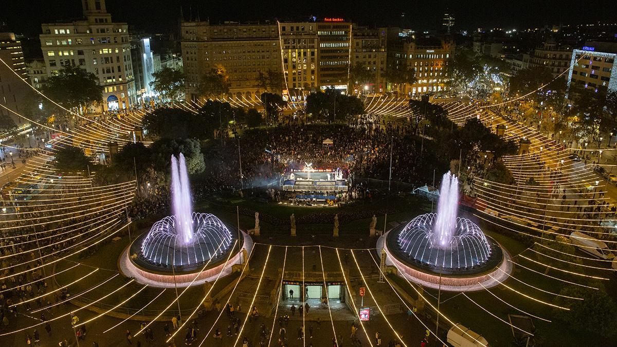 La plaza Catalunya volverá a ser el epicentro de las artes escénicas esta Navidad con más de 300 funciones