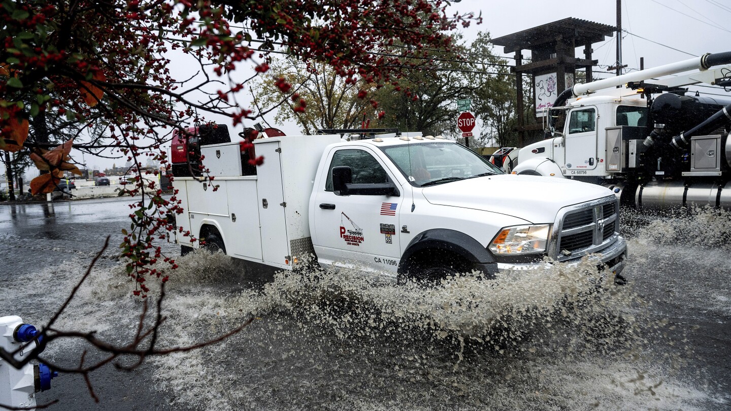 lluvia-y-nieve-azotan-el-norte-de-california-en-una-nueva-oleada-de-mal-tiempo-en-la-costa-oeste