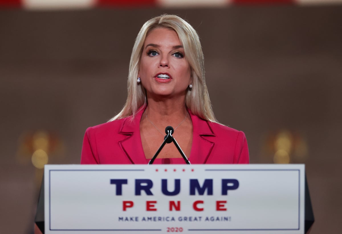 Trump elige a su aliada Pam Bondi para fiscal general tras la retirada de Matt Gaetz