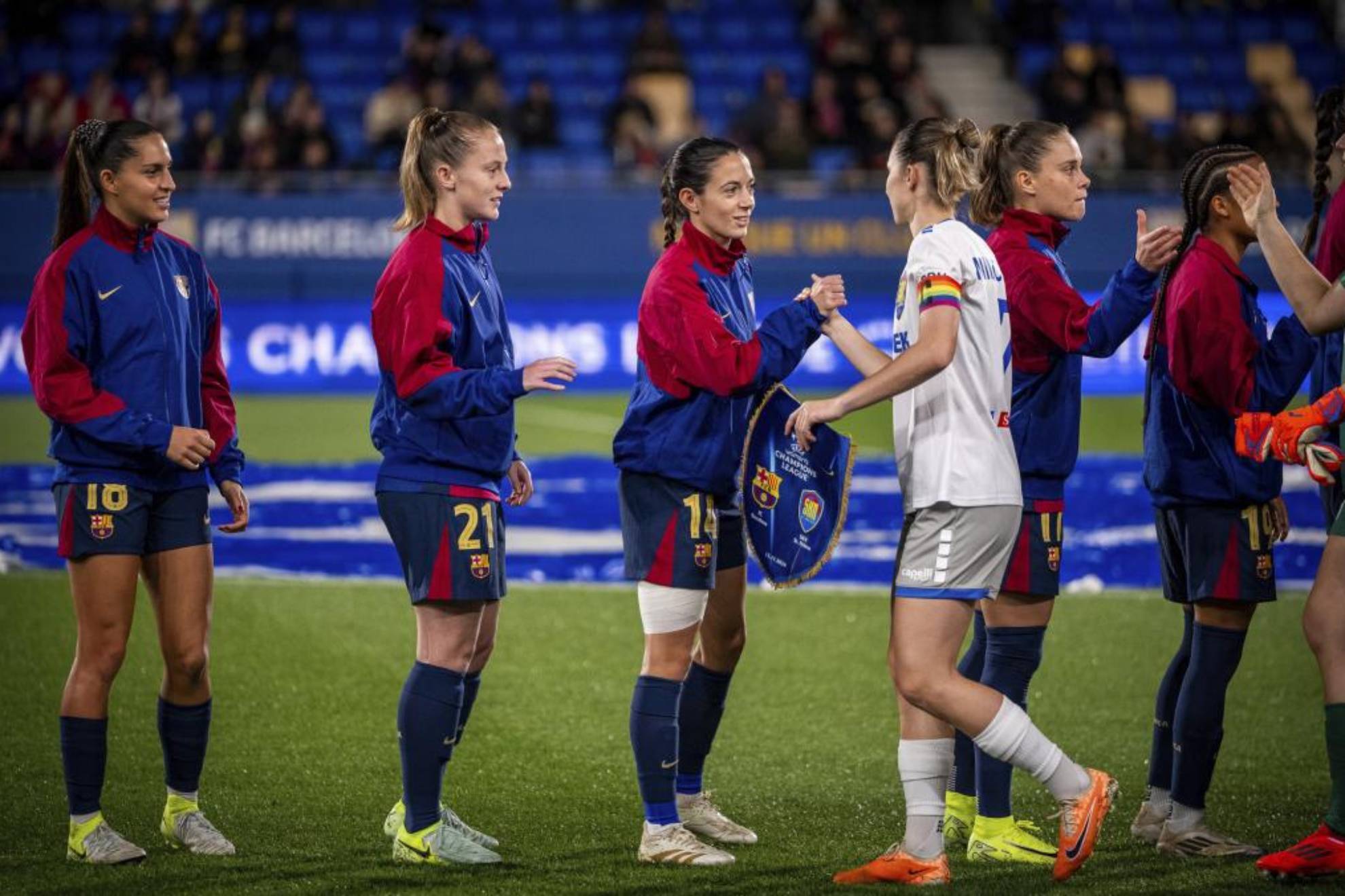 st.-polten-spratzern-–-fc-barcelona:-resumen,-resultado-y-goles-de-la-champions-league-femenina-|-marca