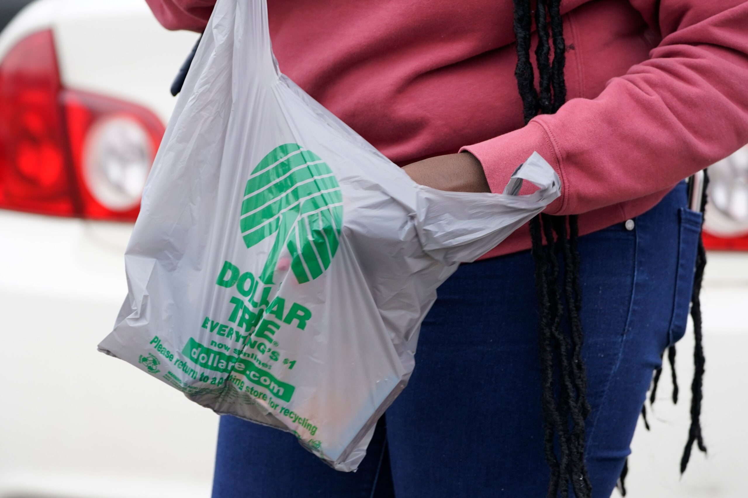 Dollar Tree ya no aceptará este tipo de billetes en diciembre – La Opinión