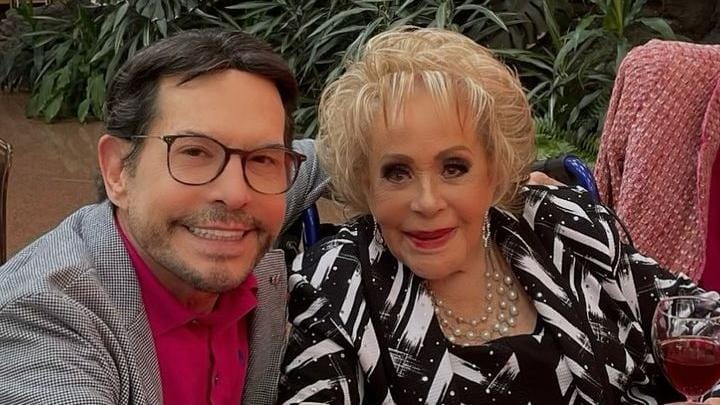 “Silvia Pinal ya salió de terapia intensiva”, asegura Pepillo Origel