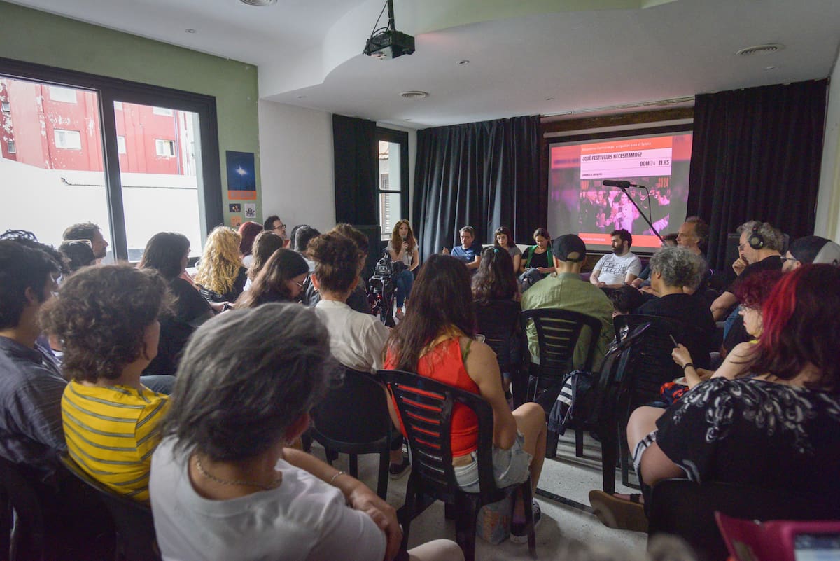 Festival de Mar del Plata: críticas a las antiguas prácticas del Instituto del Cine, mea culpa y un encuentro frustrado