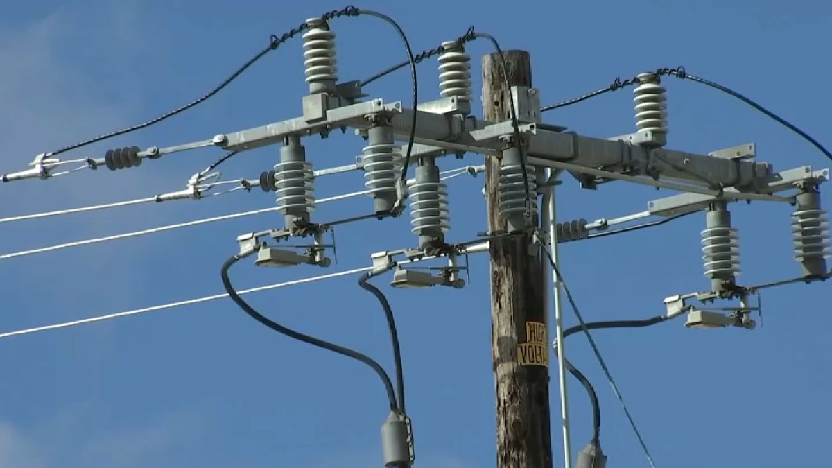 Miles de residentes sin luz debido a las condiciones del tiempo en el Área de la Bahía