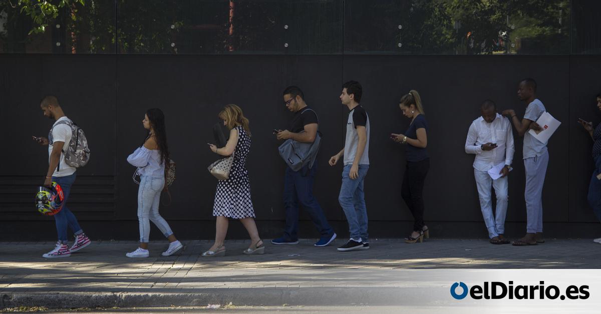 El otro lado del reglamento de Extranjería que indigna a abogados y ONG: “Es una trampa para los solicitantes de asilo”