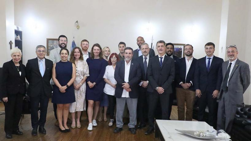 Salud se reunió con representantes del Consejo de Líderes Políticos de EE UU