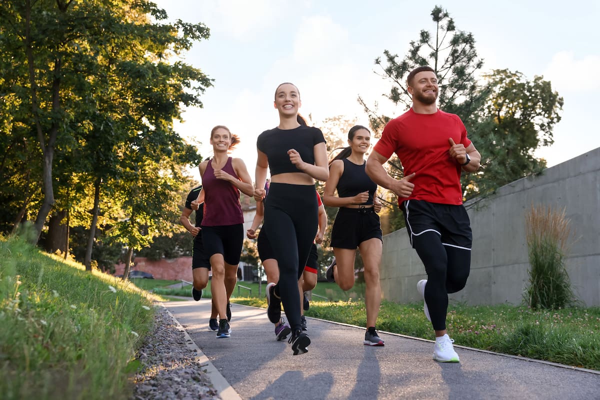 El ejercicio que en 10 minutos equivale a correr media hora