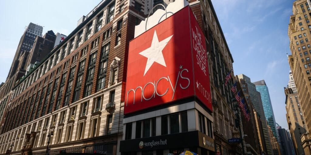 Macy's revela que un empleado ocultó $154 millones en gastos