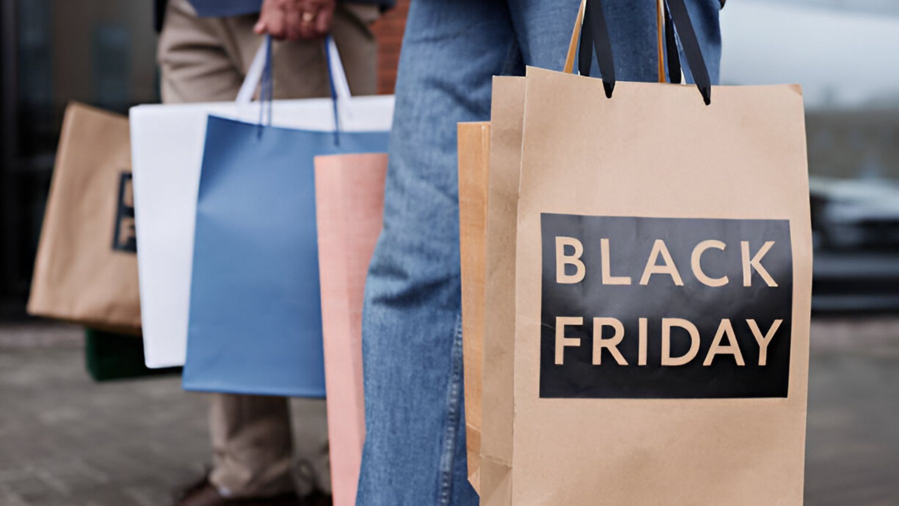 Aviso urgente de la OCU: la estafa del Black Friday en la que no puedes caer