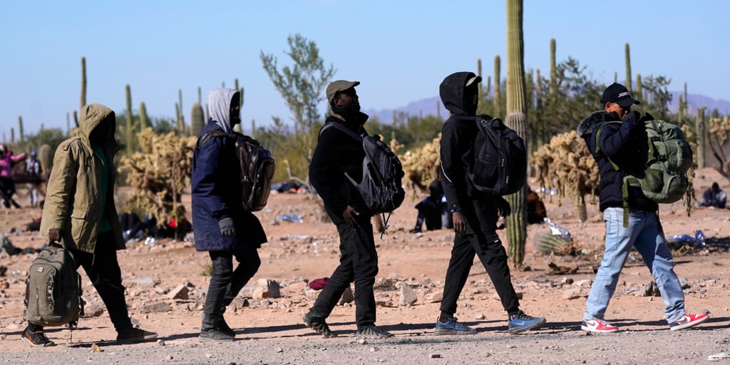 Los muertos invisibles de la frontera: una investigación revela inconsistencias en las cifras de migrantes fallecidos en Arizona