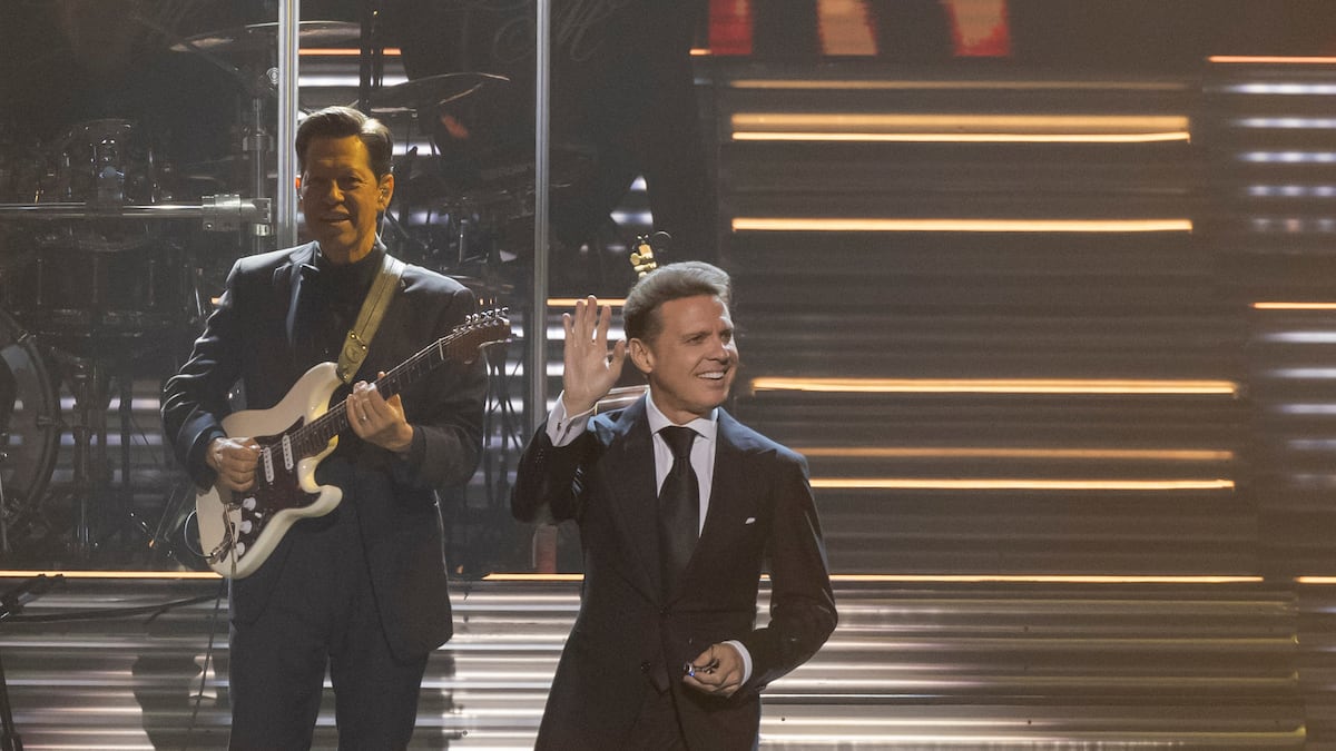 luis-miguel:-percances-con-el-sonido-hacen-enfurecer-al-“sol-de-mexico”-durante-concierto