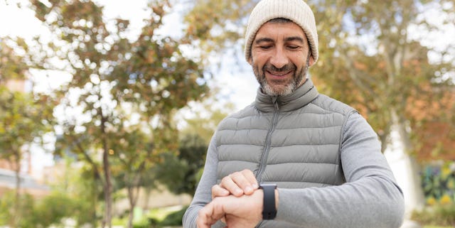 Garmin hace la rebaja más histórica en el reloj deportivo con GPS favorito de los que empiezan a correr