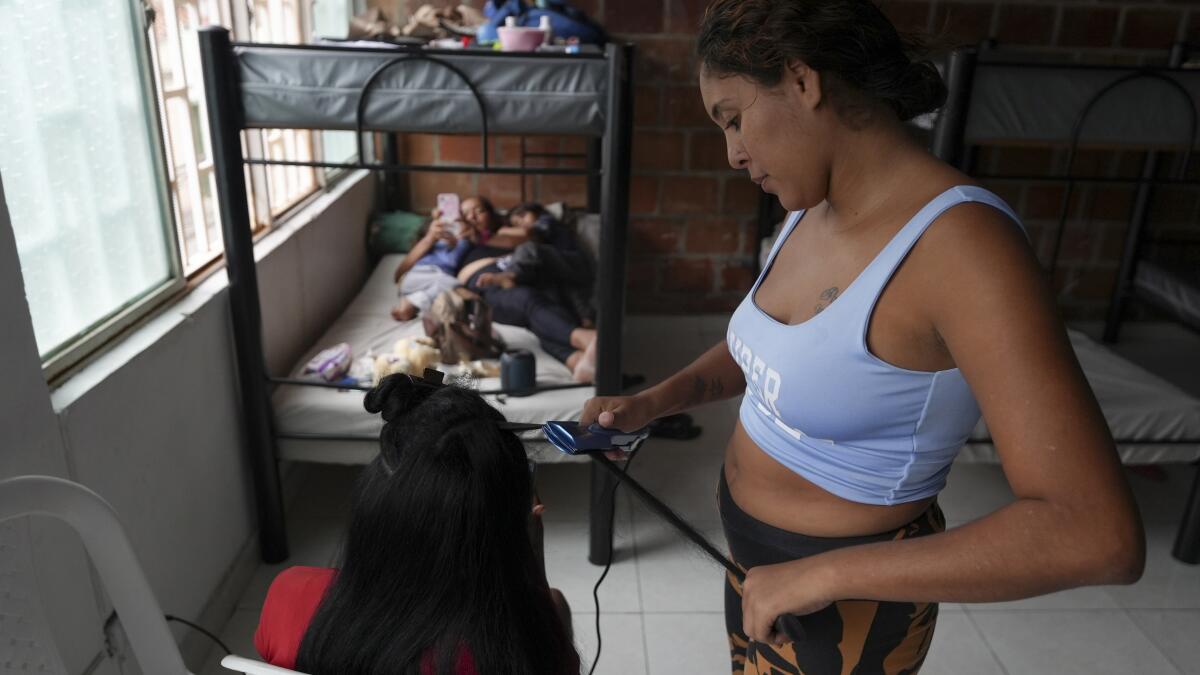 miles-de-venezolanos-siguen-migrando-a-colombia.-estos-religiosos-les-ofrecen-un-hogar-lejos-de-casa