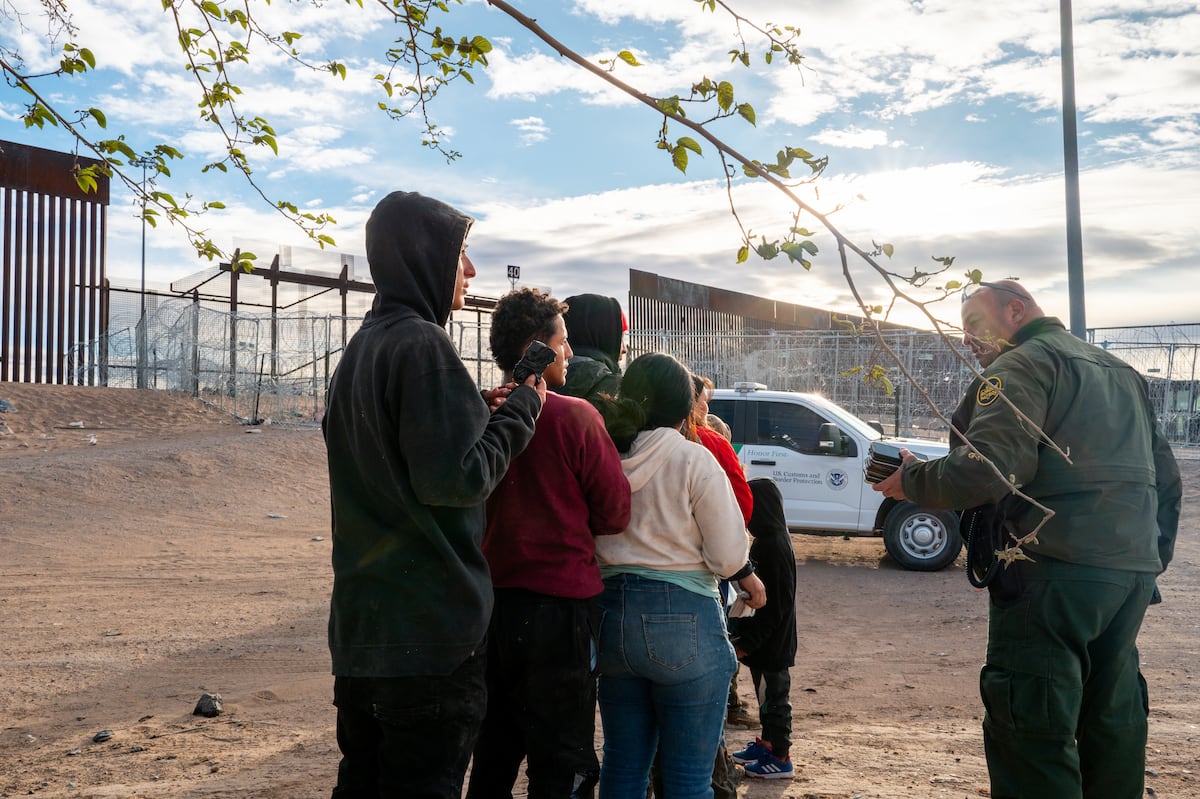 texas-alerta-del-aumento-de-ninos-solos-en-la-frontera