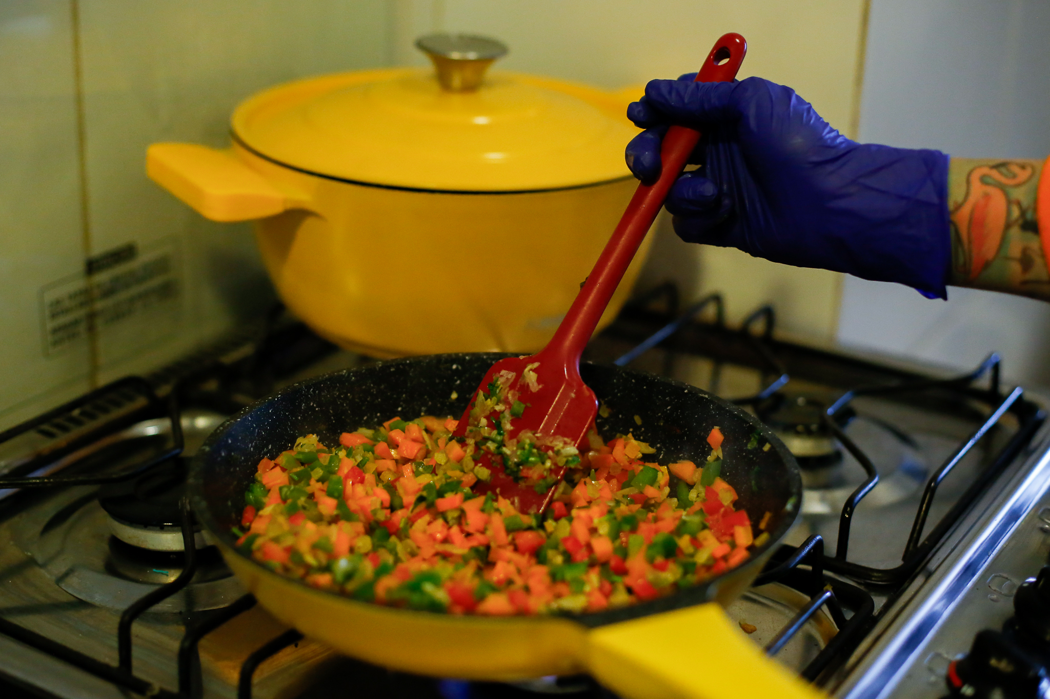 Estudio revela el impacto del ejercicio de fuerza en la composición corporal de quienes siguen una dieta vegana – Noticias UdeC