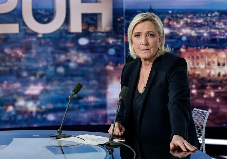 Marine Le Pen es la gran beneficiaria de la crisis política nacional francesa