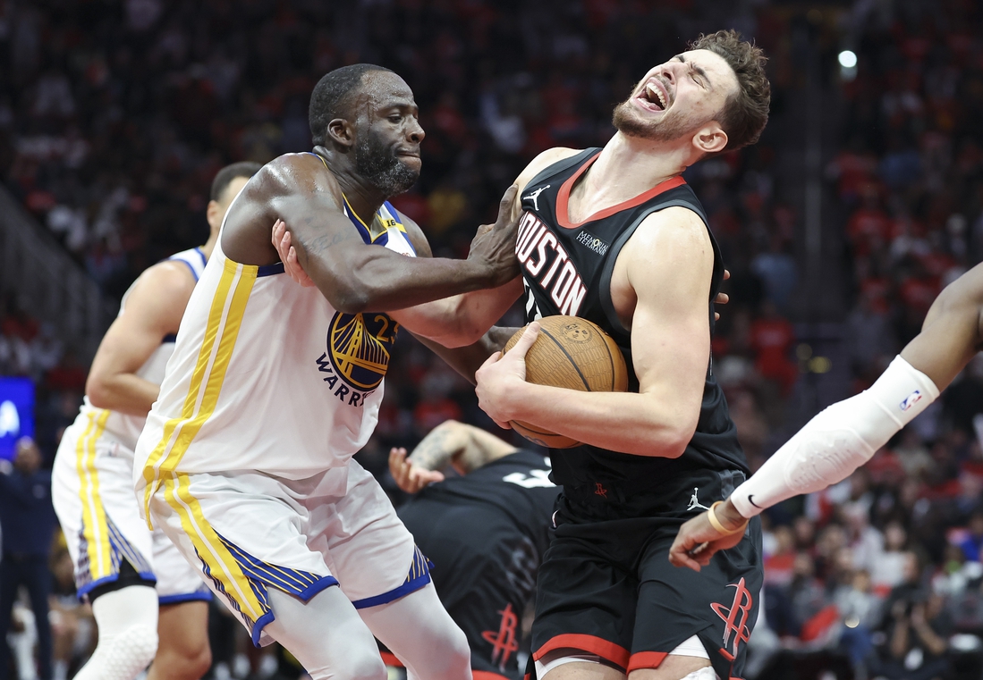 Deadspin | NBA: Los árbitros tomaron decisiones correctas en el partido Warriors-Rockets