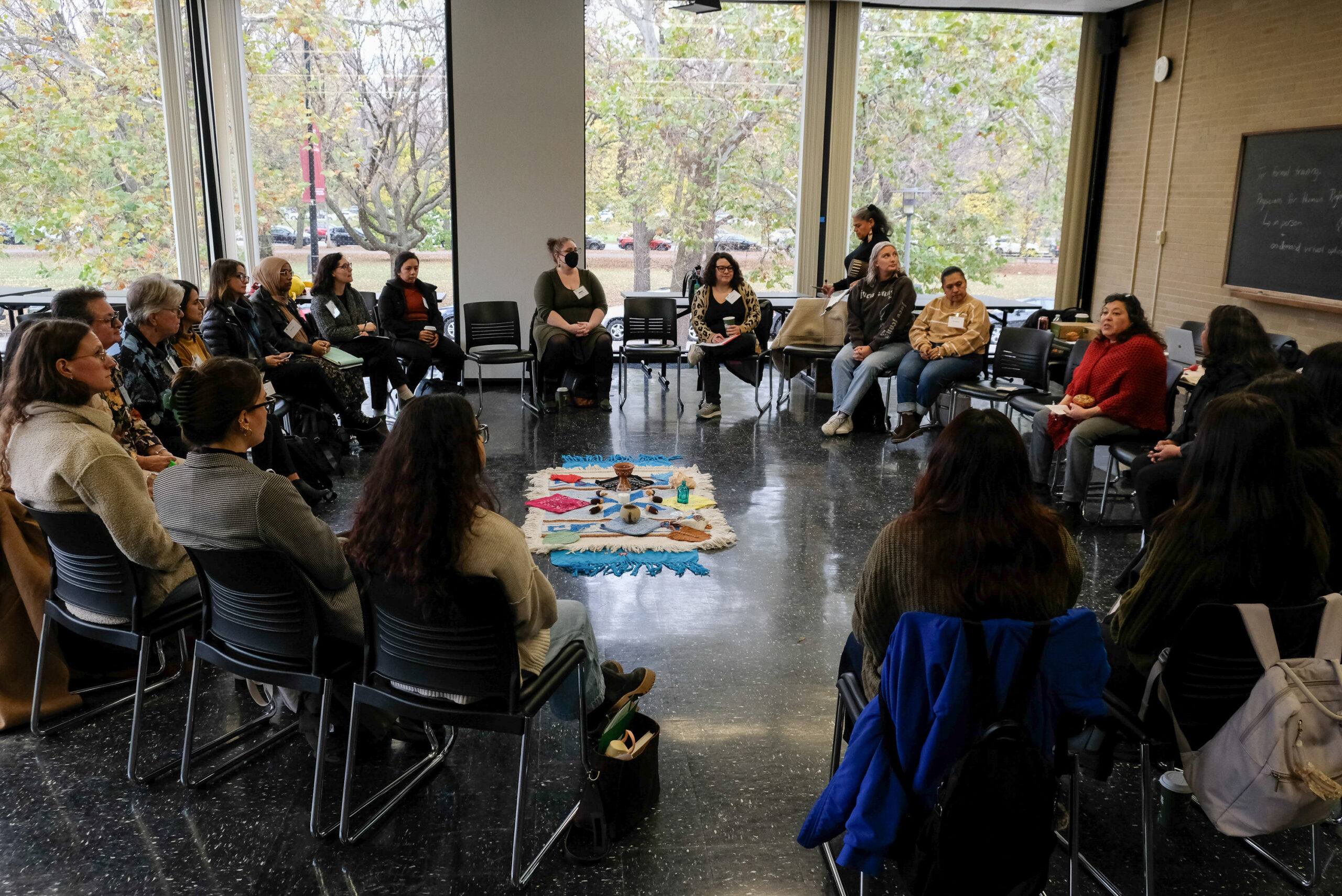 activistas-y-clinicos-de-chicago-unen-fuerzas-para-apoyar-la-salud-mental-de-inmigrantes