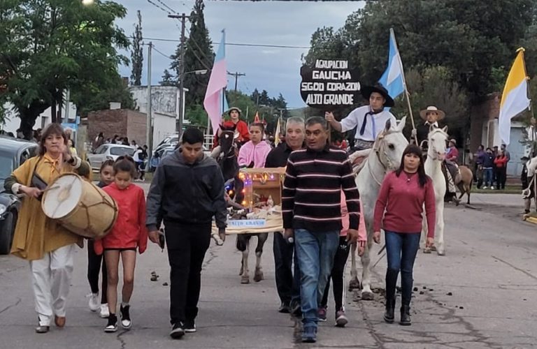 Celebración de la Fiesta de la Navidad en Ambul, historia y religión ligada al Santo Cura Brochero.