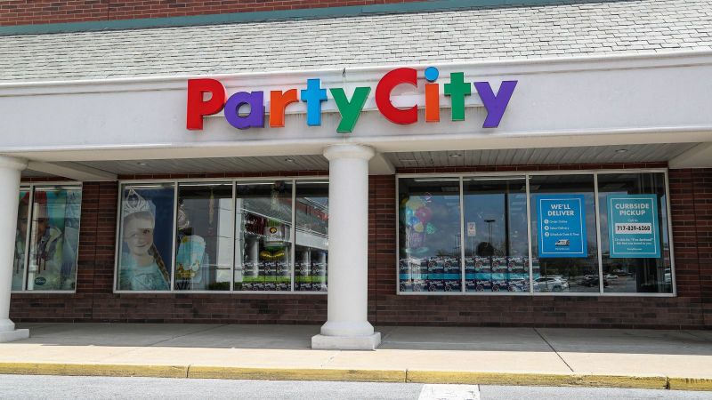 Party City cierra sus tiendas en Estados Unidos | CNN