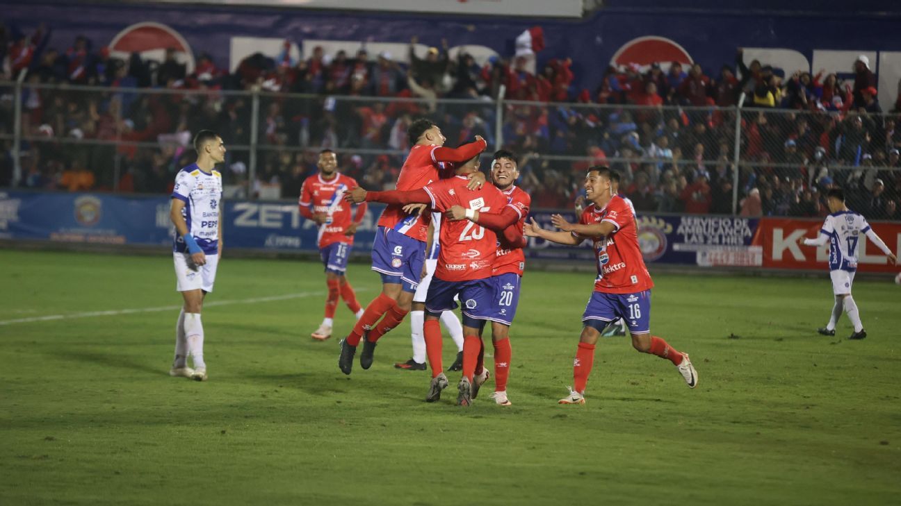 Xelajú MC asegura la participación internacional en Copa Centroamericana de la Concacaf