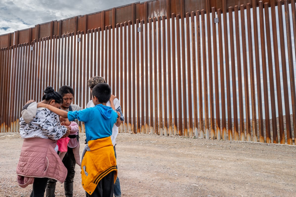 Los abogados reciben una avalancha de migrantes preocupados por las promesas de Trump