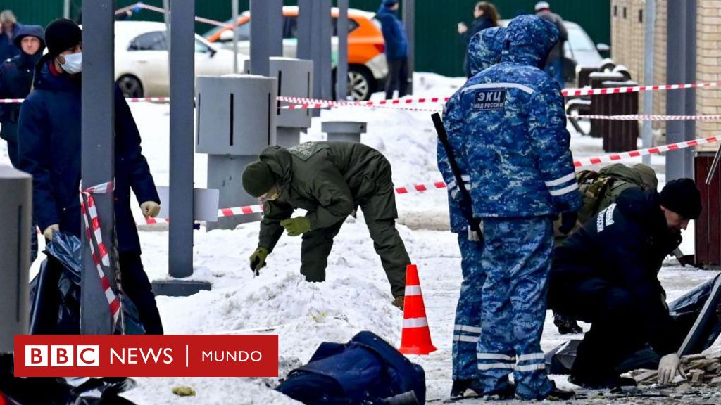 Rusia – Ucrania | Patinetes explosivos y esculturas bomba: las operaciones que muestran la extensión de la red de espías de Kyiv en territorio ruso – BBC News Mundo