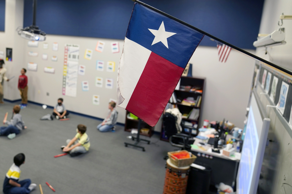 Texas aprueba currículo basado en la Biblia para escuelas públicas