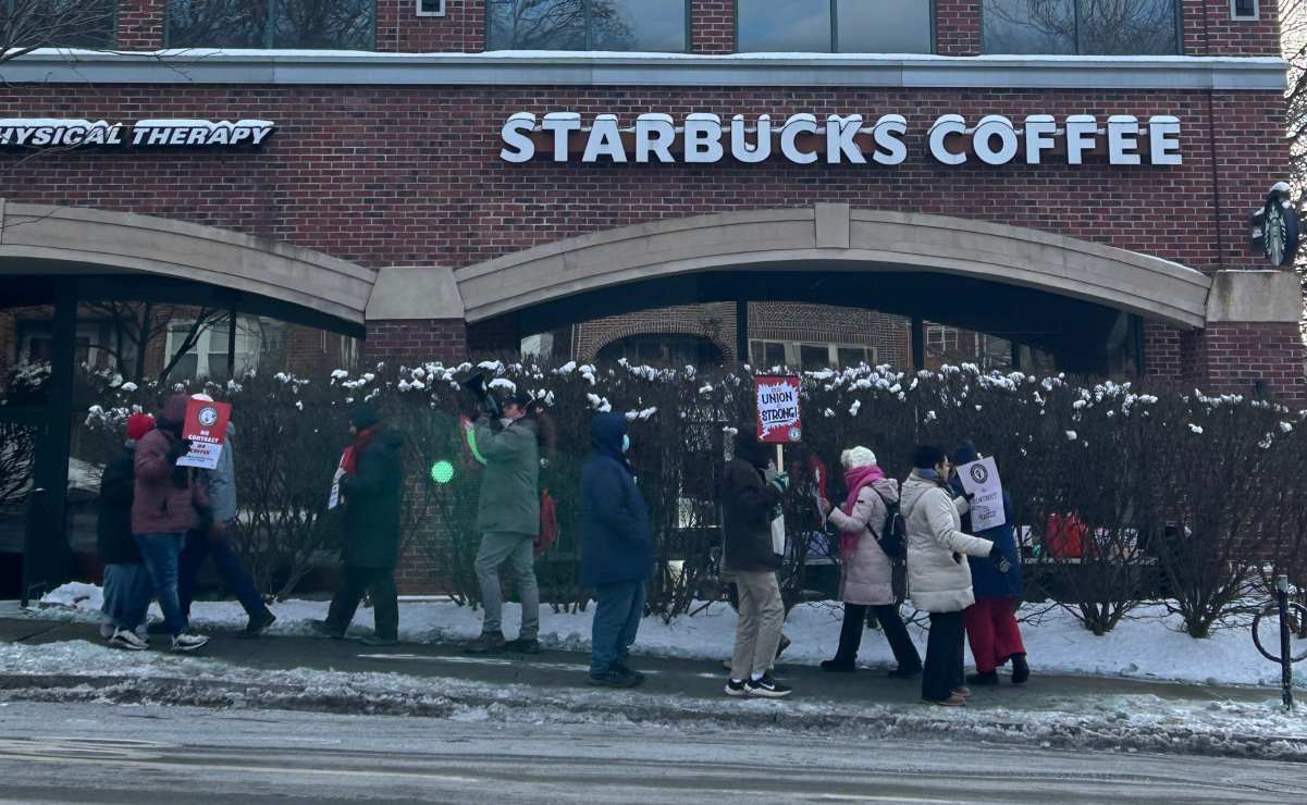 Huelga de empleados de Starbucks escala; afecta a casi todas sus tiendas en Estados Unidos  | El Universal