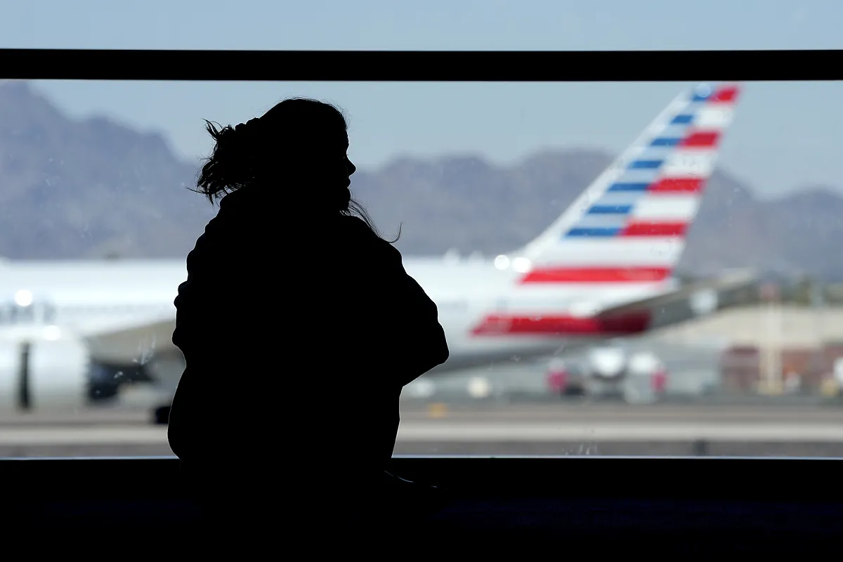 American Airlines retoma sus vuelos en EEUU tras una breve suspensin a nivel nacional