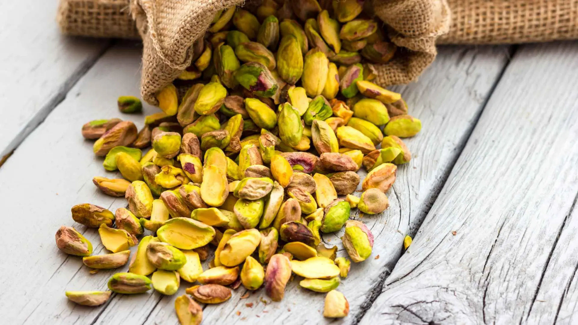 Los efectos en los riñones de comer pistachos a diario