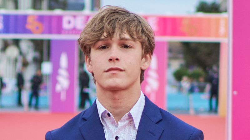 Muere el actor adolescente Hudson Meek, que apareció en 'Baby Driver', tras caer de un vehículo en marcha | CNN