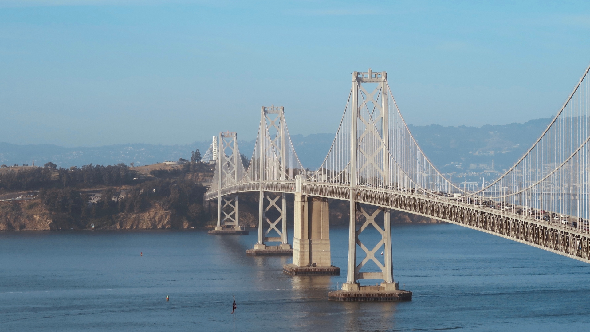 Así quieren transformar a un importante puente de California, pero generó una fuerte polémica