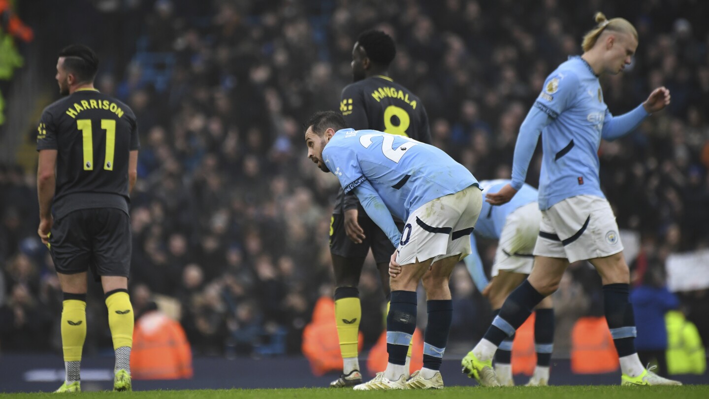 Haaland falla un penal y el Man City pierde más puntos, tras empate 1-1 con Everton