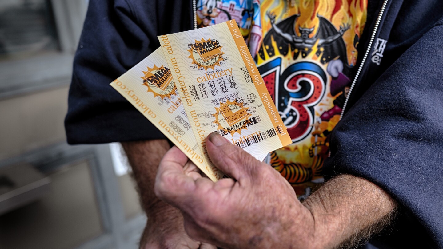 Vendido en California el boleto ganador del bote de 1.220 millones en la lotería Mega Millions