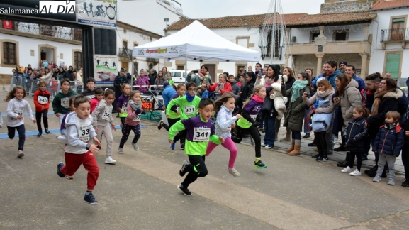 la-x-san-silvestre-de-lumbrales-congrega-a-160-atletas-y-andarines