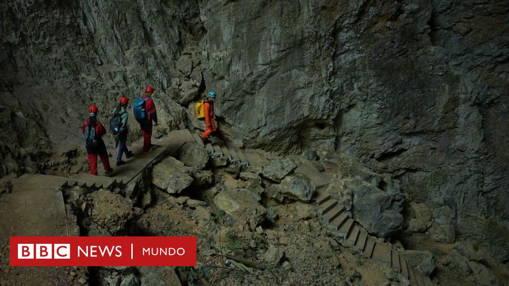 creian-que-escondian-demonios:-los-cenotes-chinos-que-pasaron-miles-de-anos-inexplorados-y-ahora-estan-amenazados-por-el-turismo-–-bbc-news-mundo